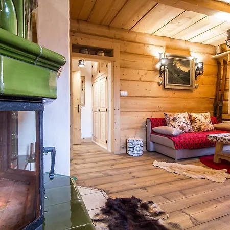 Apartament Kominkowy Deluxe *